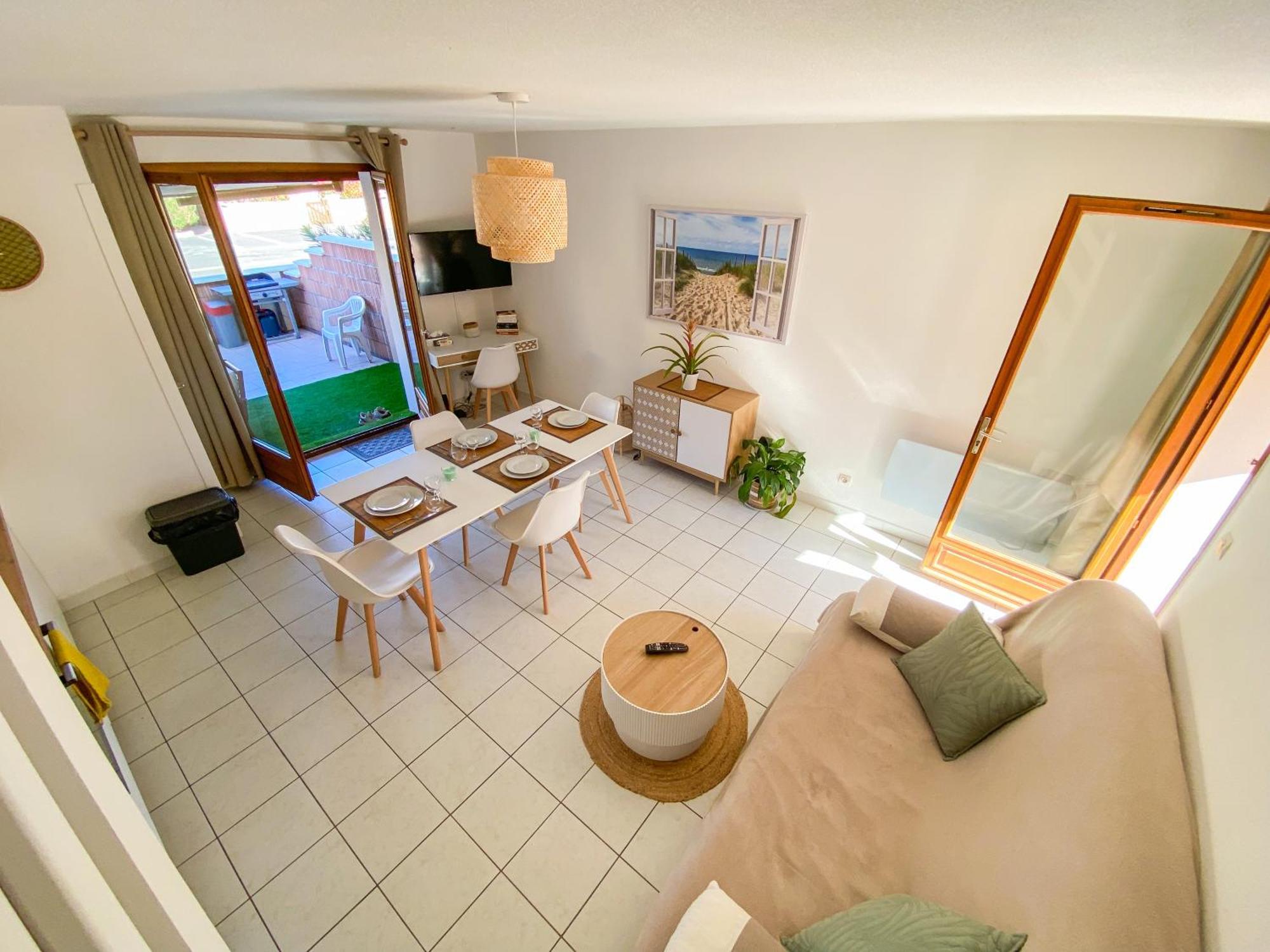 Maison "Douceurs D'Ete " Maison De Vacances Bord De Mer A Vias Plage - 600M De La Plage Et Du Canal Du Midi - Piscine Residentielle, Wifi Fibre, Activites Et Loisirs Eksteriør billede