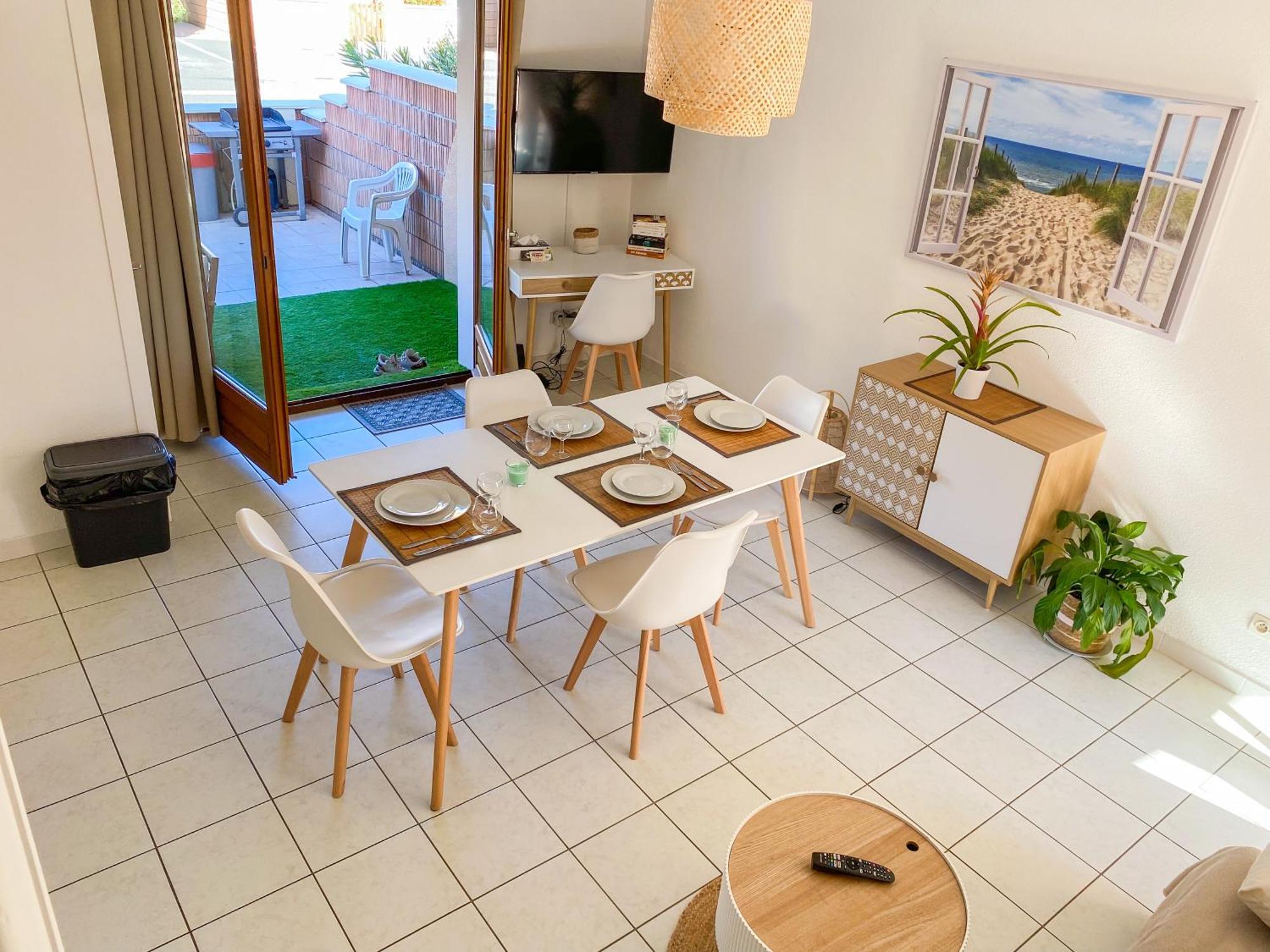 Maison "Douceurs D'Ete " Maison De Vacances Bord De Mer A Vias Plage - 600M De La Plage Et Du Canal Du Midi - Piscine Residentielle, Wifi Fibre, Activites Et Loisirs Eksteriør billede